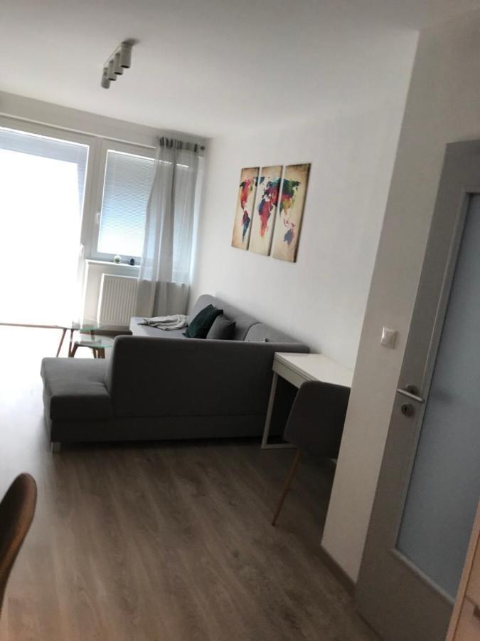 Samorin Modern Apartmens Private Parking - Air Conditioning Zewnętrze zdjęcie